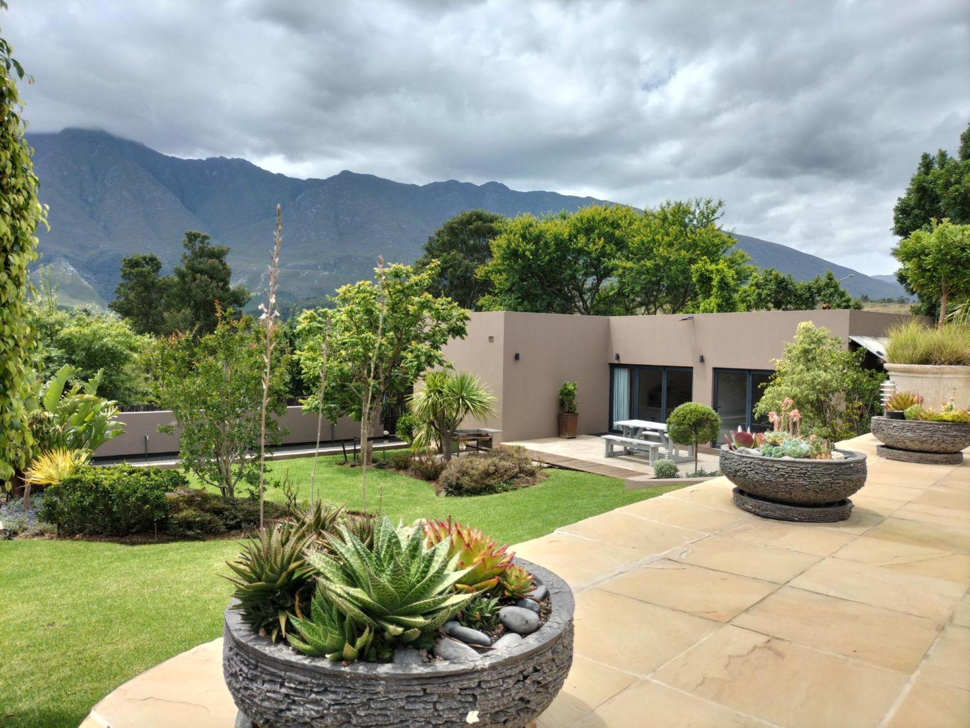 Scenic Peaks, Swellendam Apartment Luaran gambar