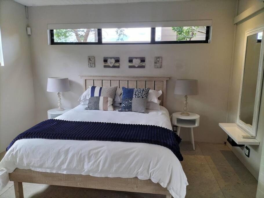 Scenic Peaks, Swellendam Apartment Luaran gambar