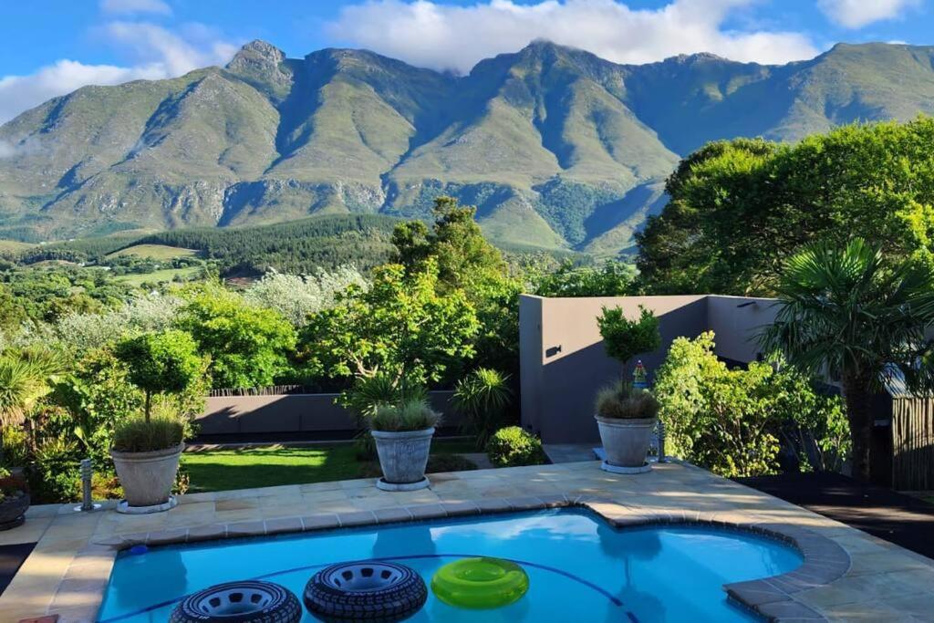 Scenic Peaks, Swellendam Apartment Luaran gambar